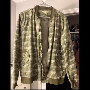 Camouflage utility bomber jacket